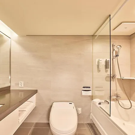 Hotel Thomas Myeongdong Seoul Bagian luar foto