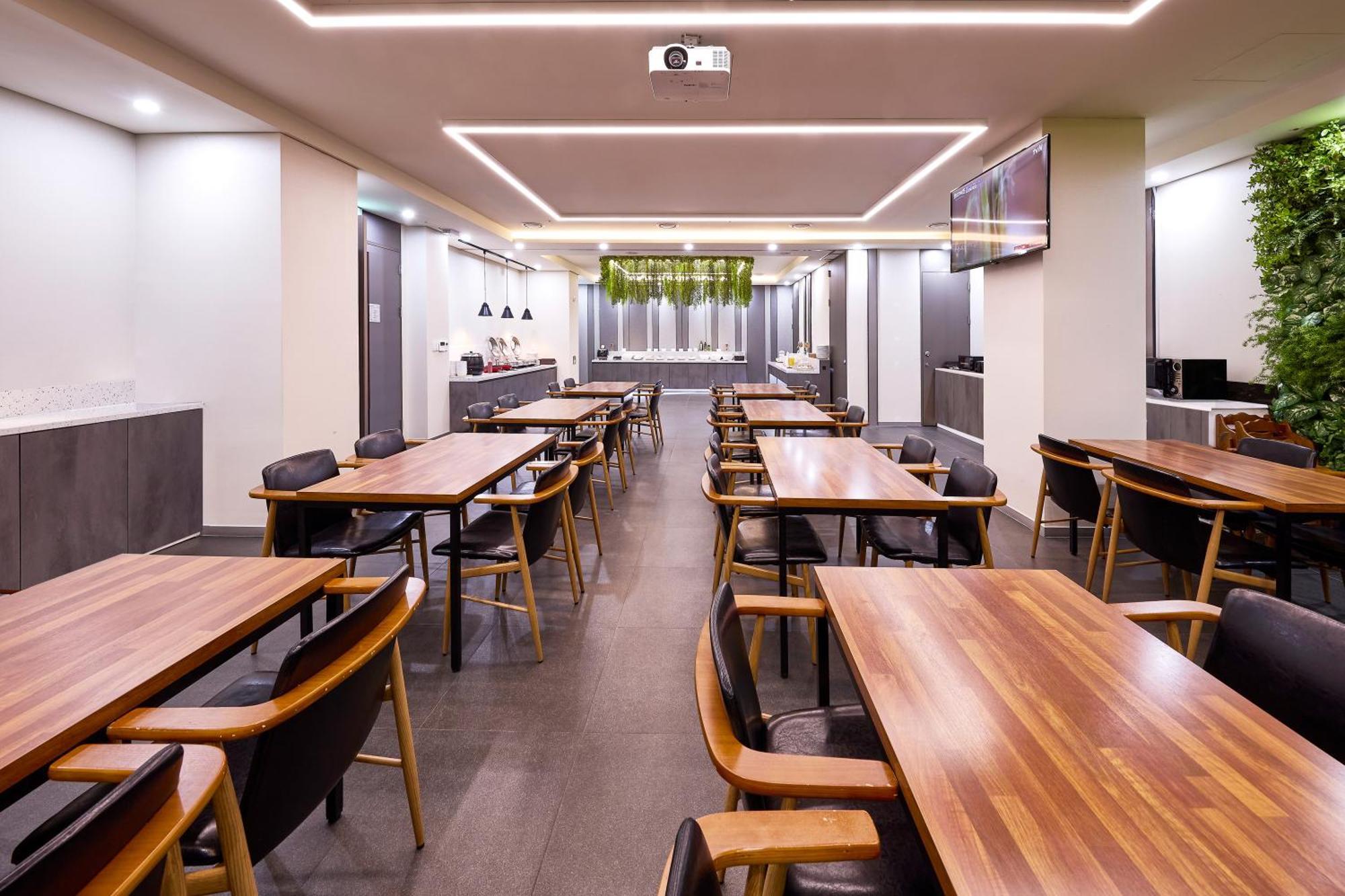 Hotel Thomas Myeongdong Seoul