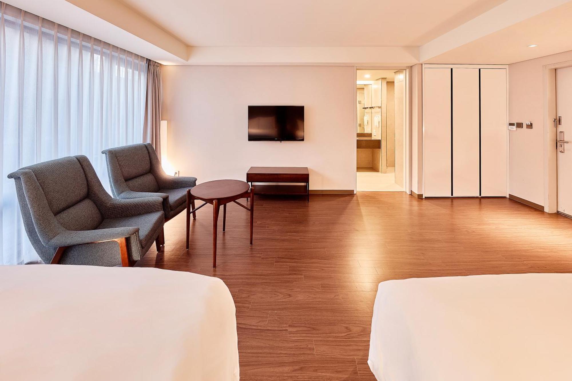 Thomas Myeongdong Hotel 3*