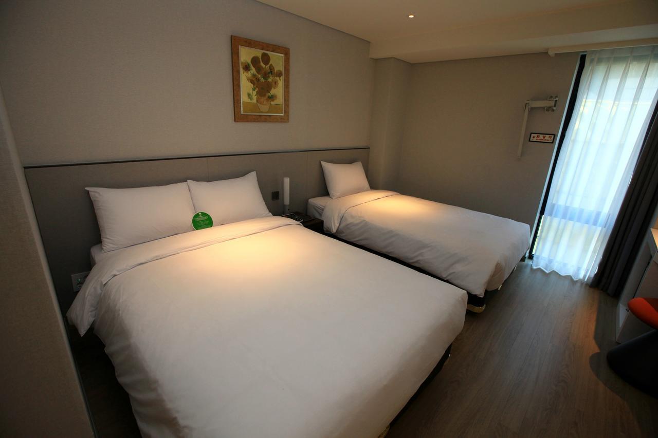 Thomas Myeongdong Hotel